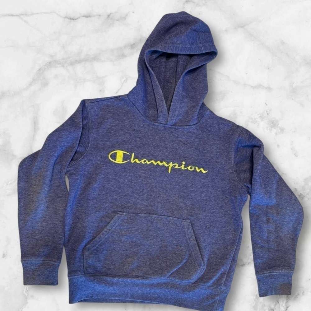 Kids Champion hoodie size M